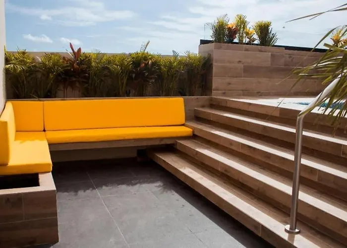 Beachside & Jacuzzi Bliss Playa del Carmen