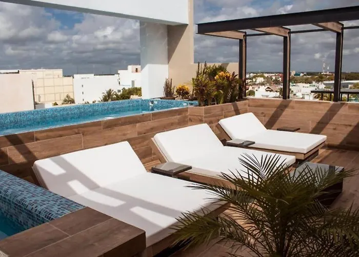 Beachside & Jacuzzi Bliss * Playa del Carmen
